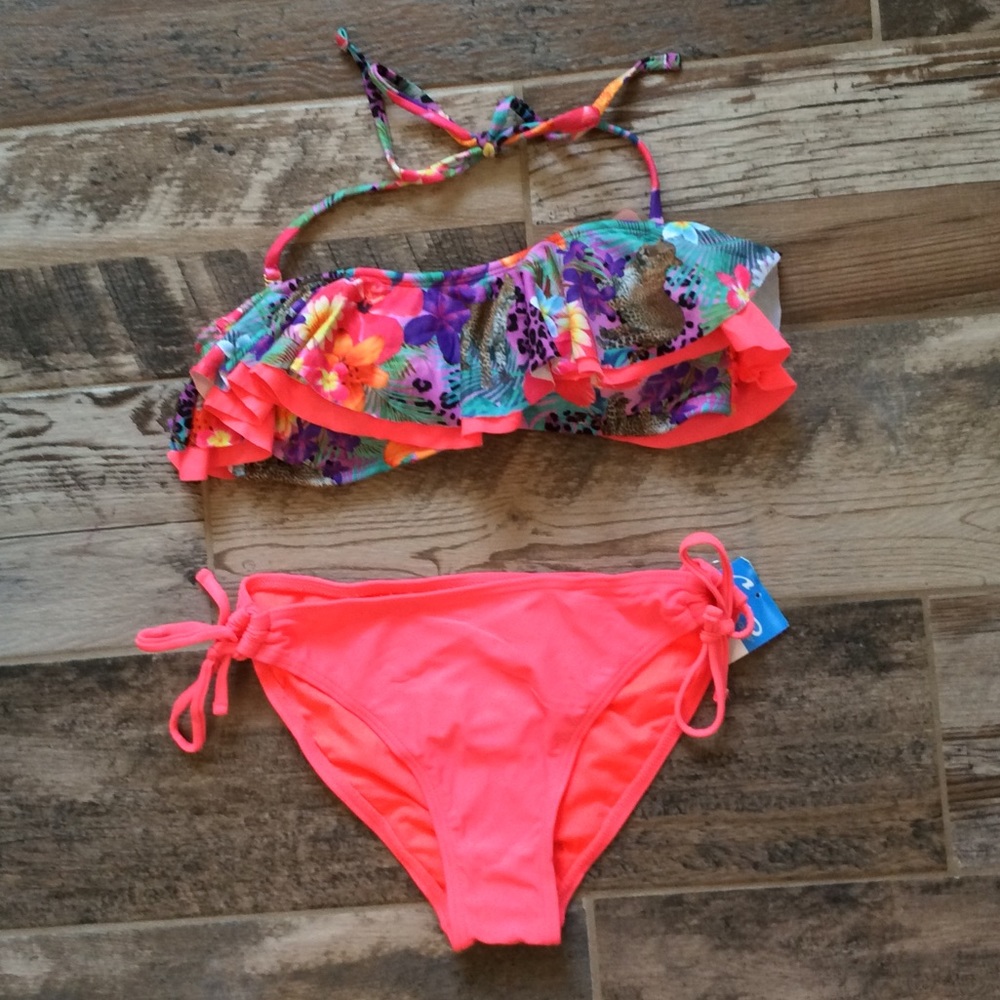 💜MULTI COLORED CALIFORNIA WAVES SWIM SUIT💜